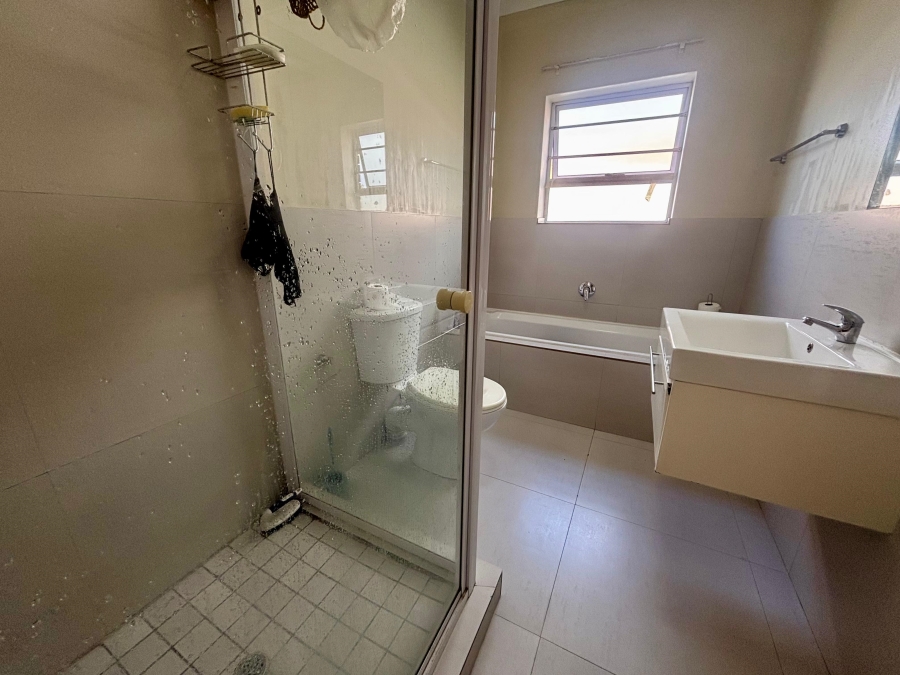 To Let 3 Bedroom Property for Rent in Marinda Park Western Cape